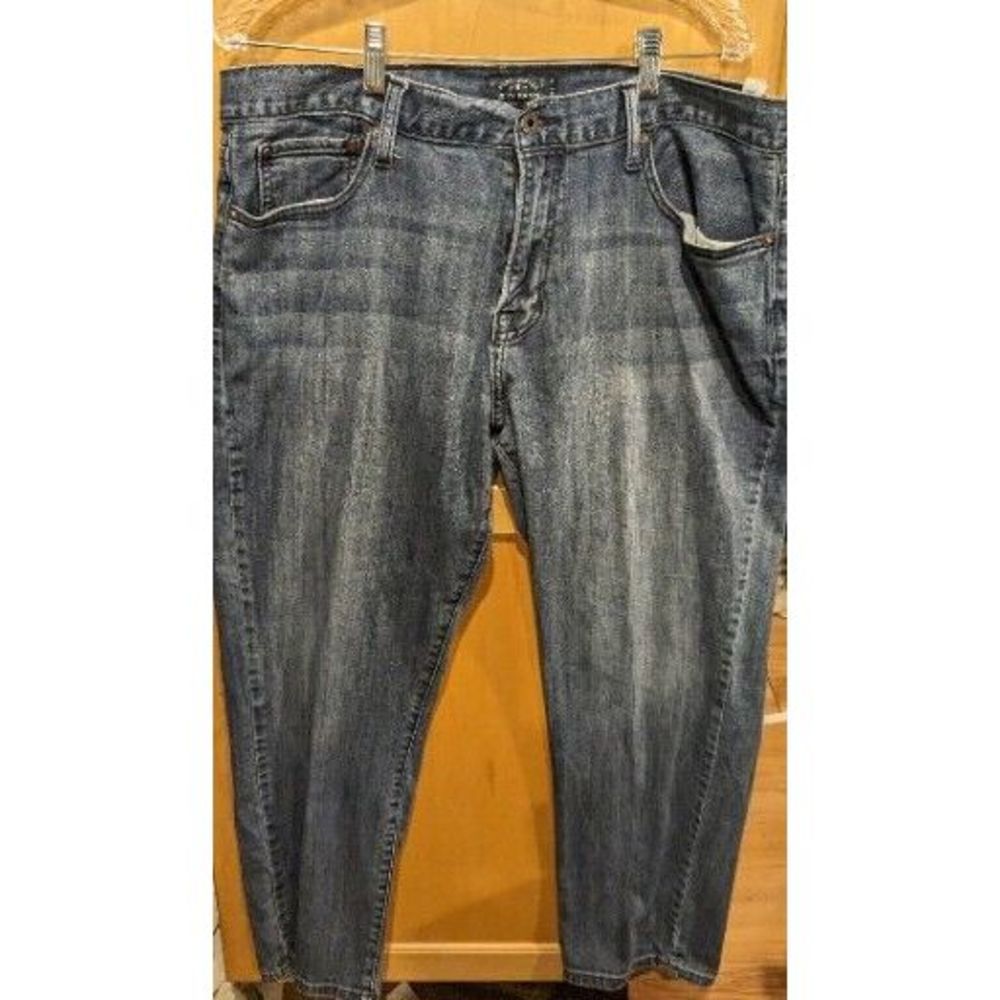 Lucky Brand Jeans Mens 38x30 Blue Classic Straight  Denim Zip‎ Fly